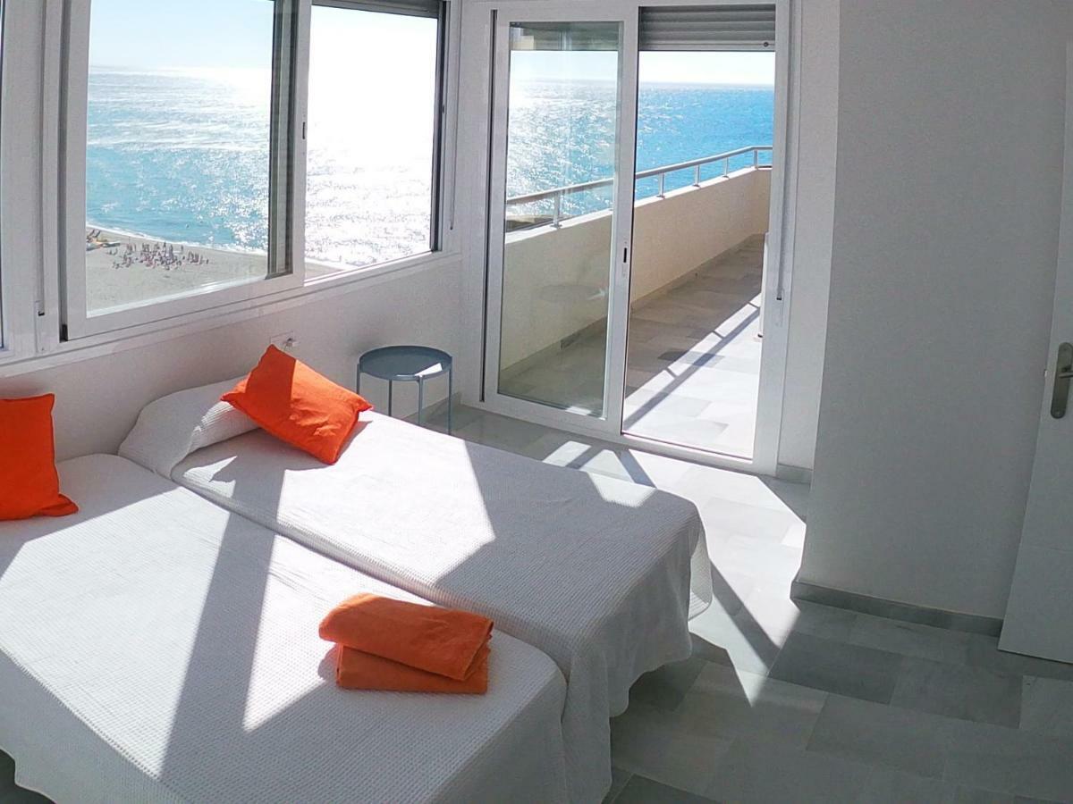 Beach Front Penthouse - 푸엔히롤라 외부 사진