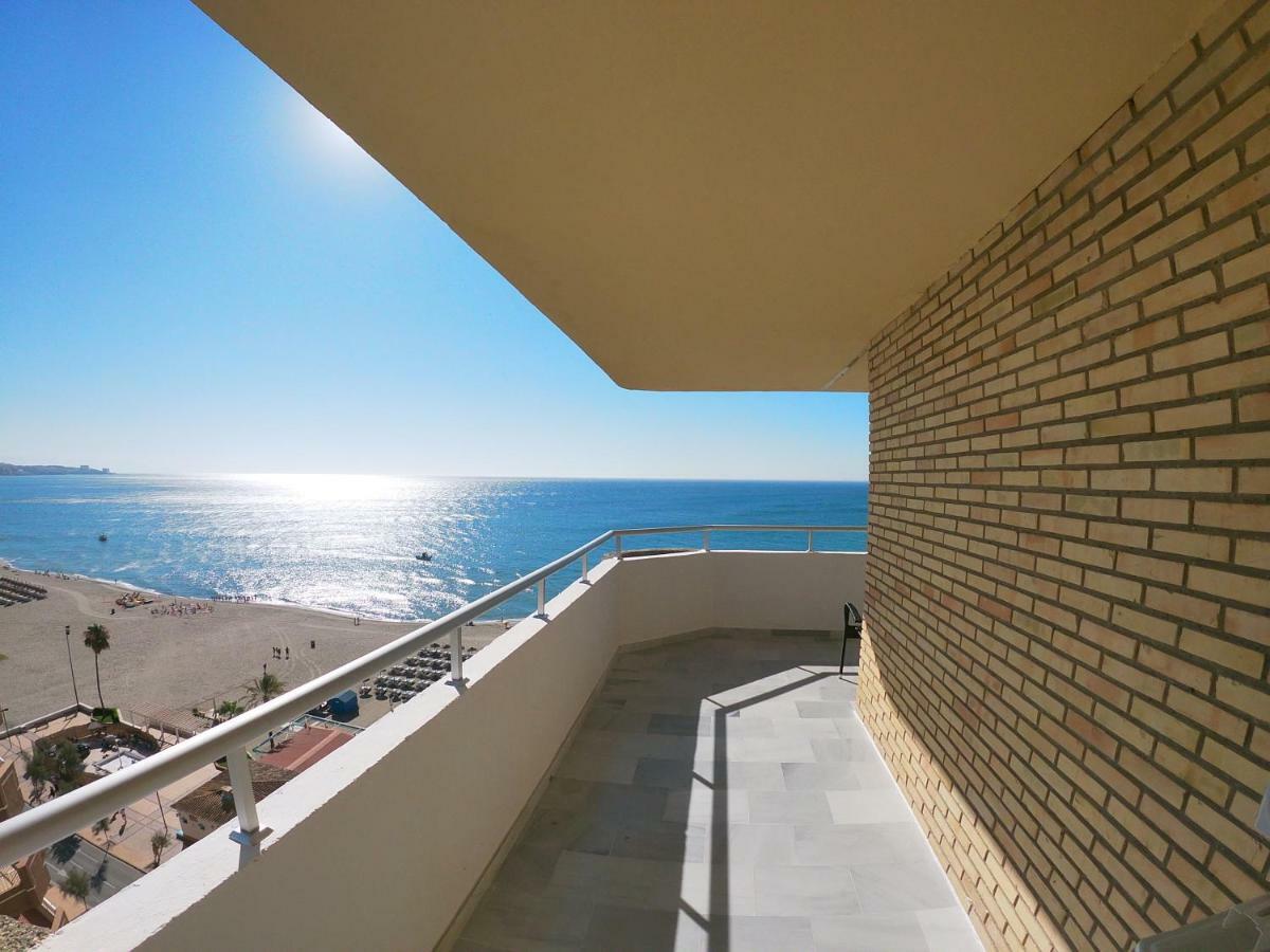 Beach Front Penthouse - 푸엔히롤라 외부 사진