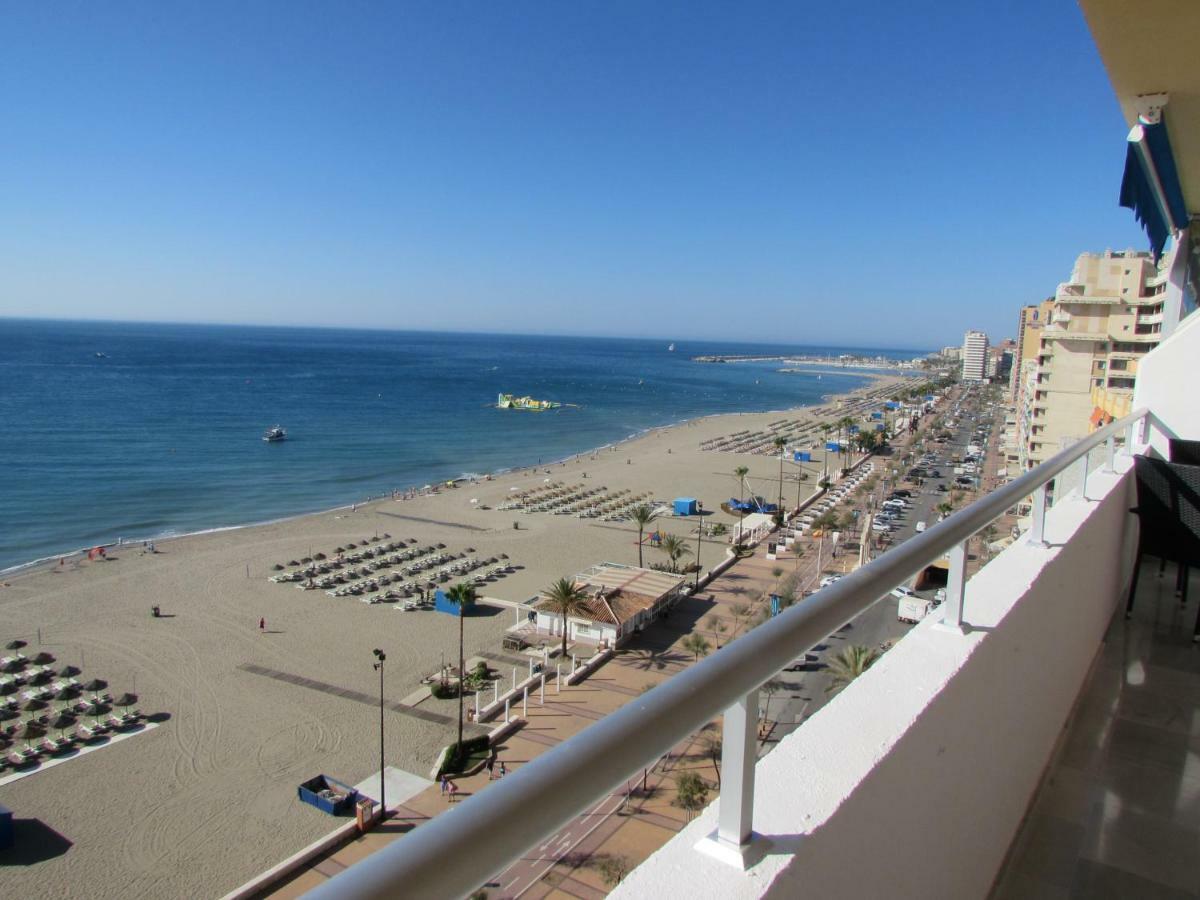 Beach Front Penthouse - 푸엔히롤라 외부 사진